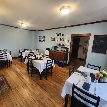 The Harbourside Inn Port Union Екстер'єр фото